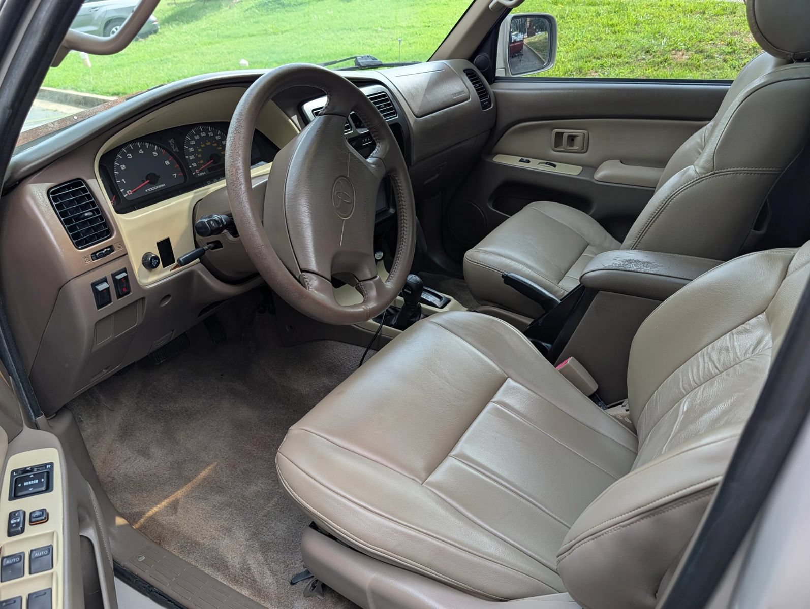 Used 1999 Toyota 4Runner Limited w/ Upgrade Value Pkg 5 AWD/4WD image 6