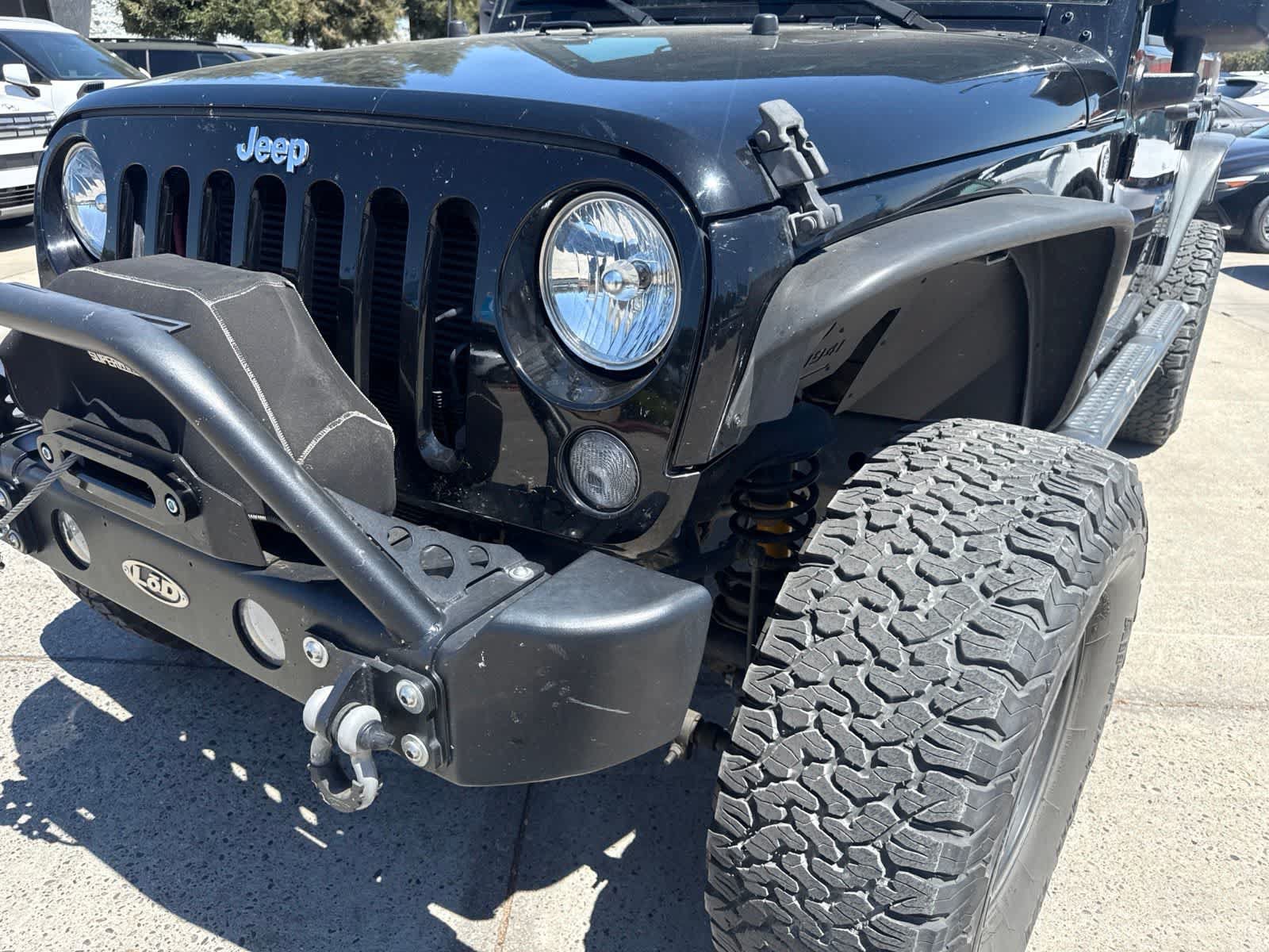 Used 2015 Jeep Wrangler Unlimited Sport w/ Quick Order Package 24S AWD/4WD image 9