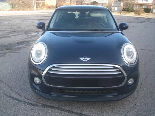 Used 2015 MINI Cooper 2-Door Hardtop FWD image 2