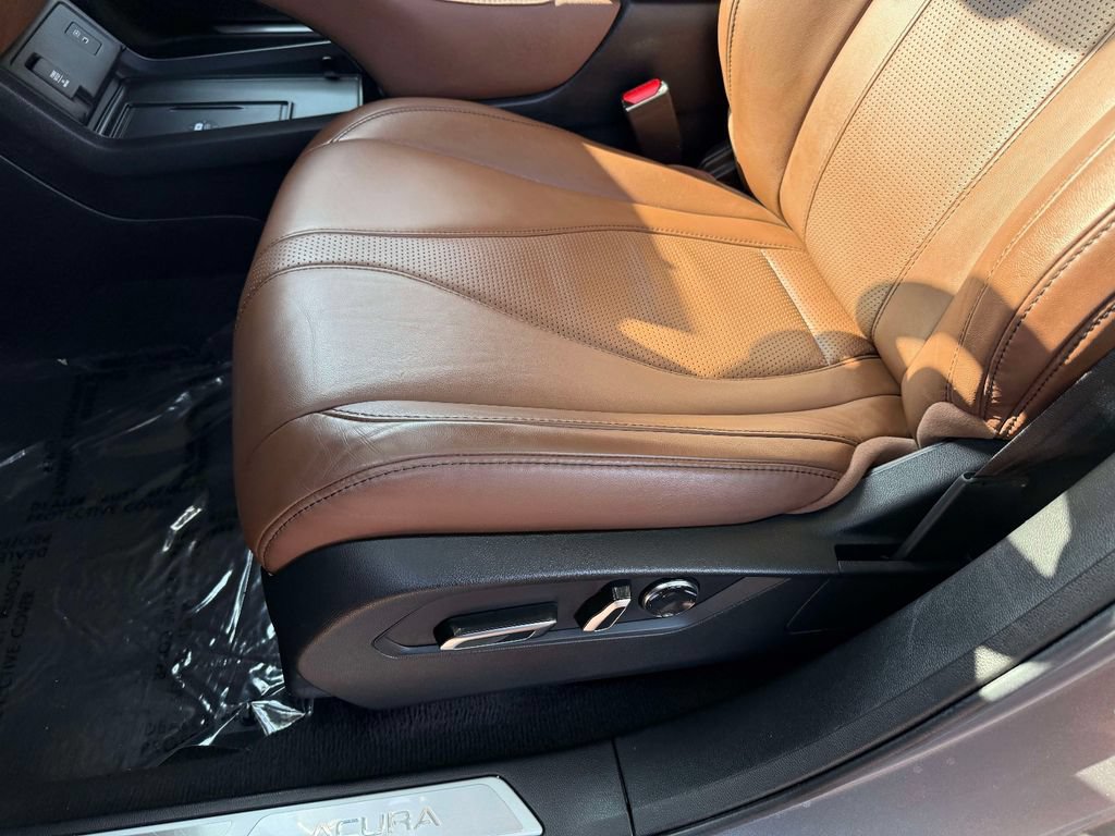 Certified 2023 Acura RDX w/ Technology Package AWD/4WD image 13