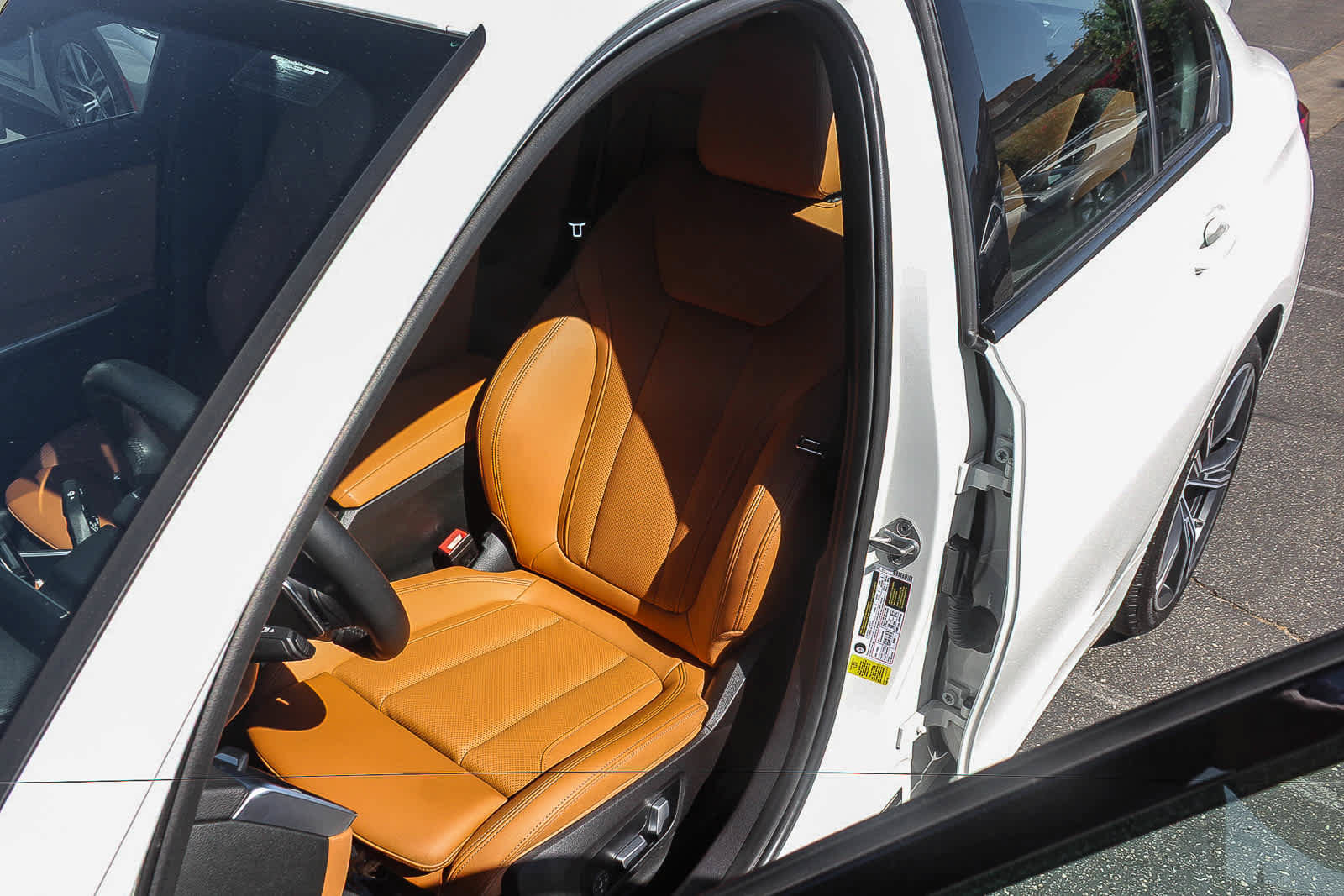 Used 2023 BMW 330i Sedan w/ Premium Package RWD image 25