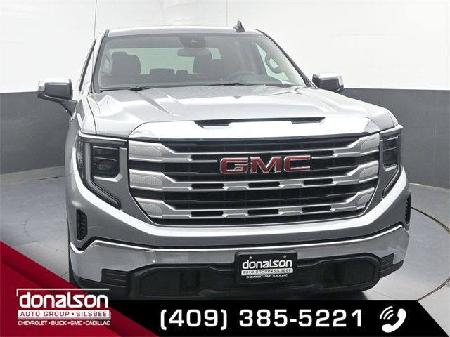 New 2026 GMC Sierra 1500 SLE image 3