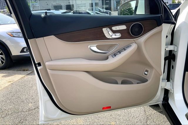 Certified 2022 Mercedes-Benz GLC 300 4MATIC w/ Multimedia Package Lite image 18