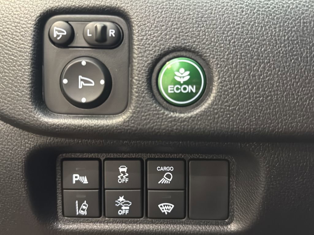 Certified 2025 Honda Ridgeline TrailSport image 35