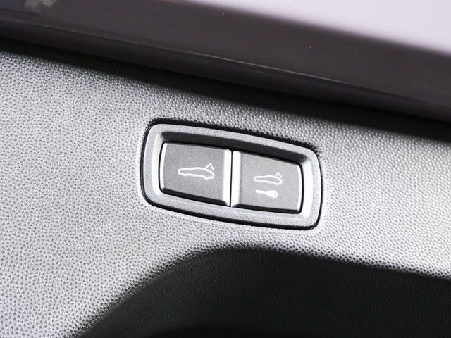 New 2026 Porsche Macan 4 Electric AWD/4WD image 31