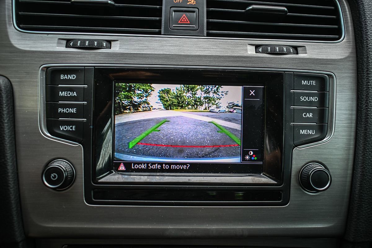 Used 2015 Volkswagen Golf SE FWD image 11