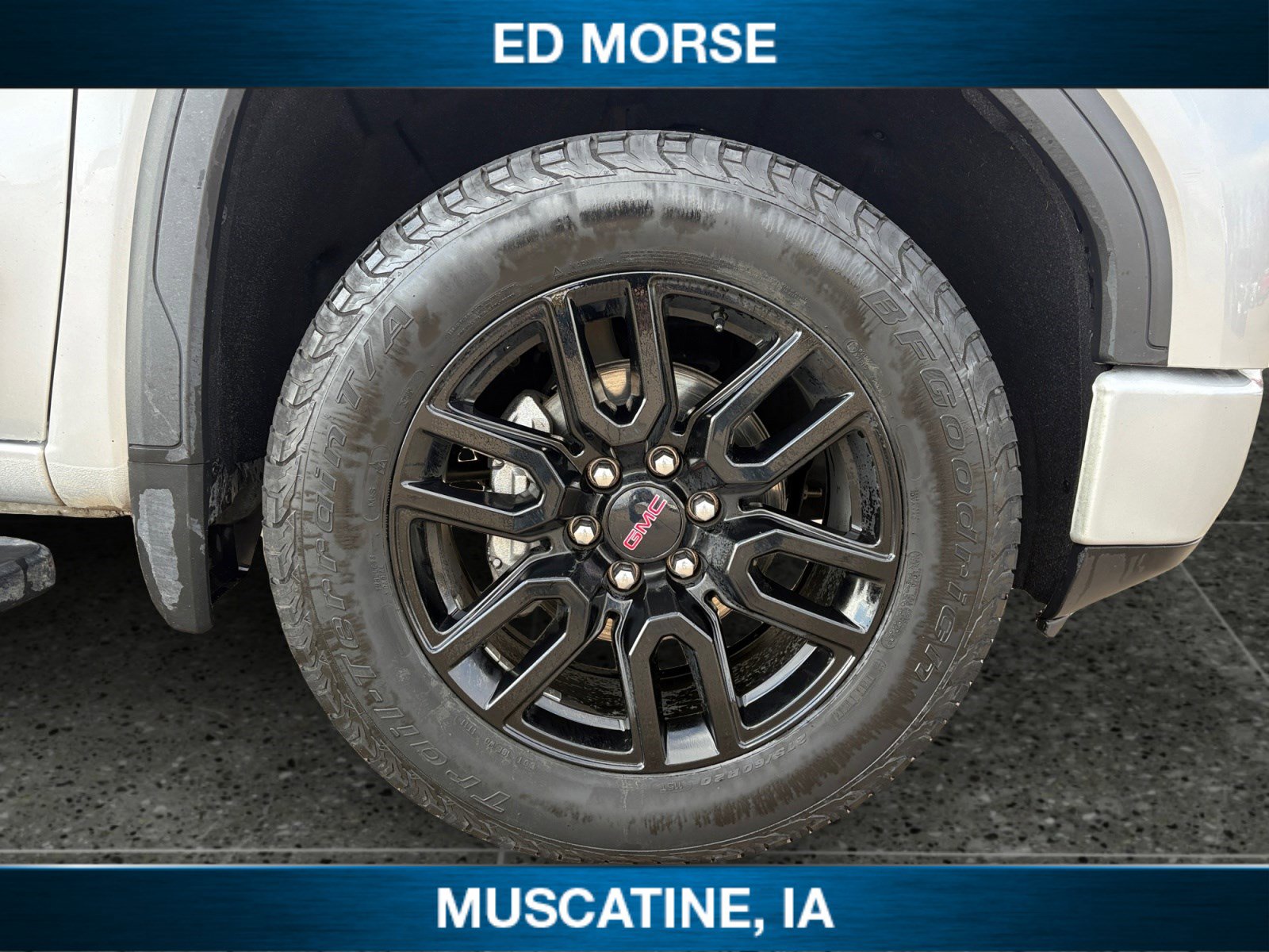 Used 2022 GMC Sierra 1500 Elevation w/ LPO, Elevation Black Package image 12