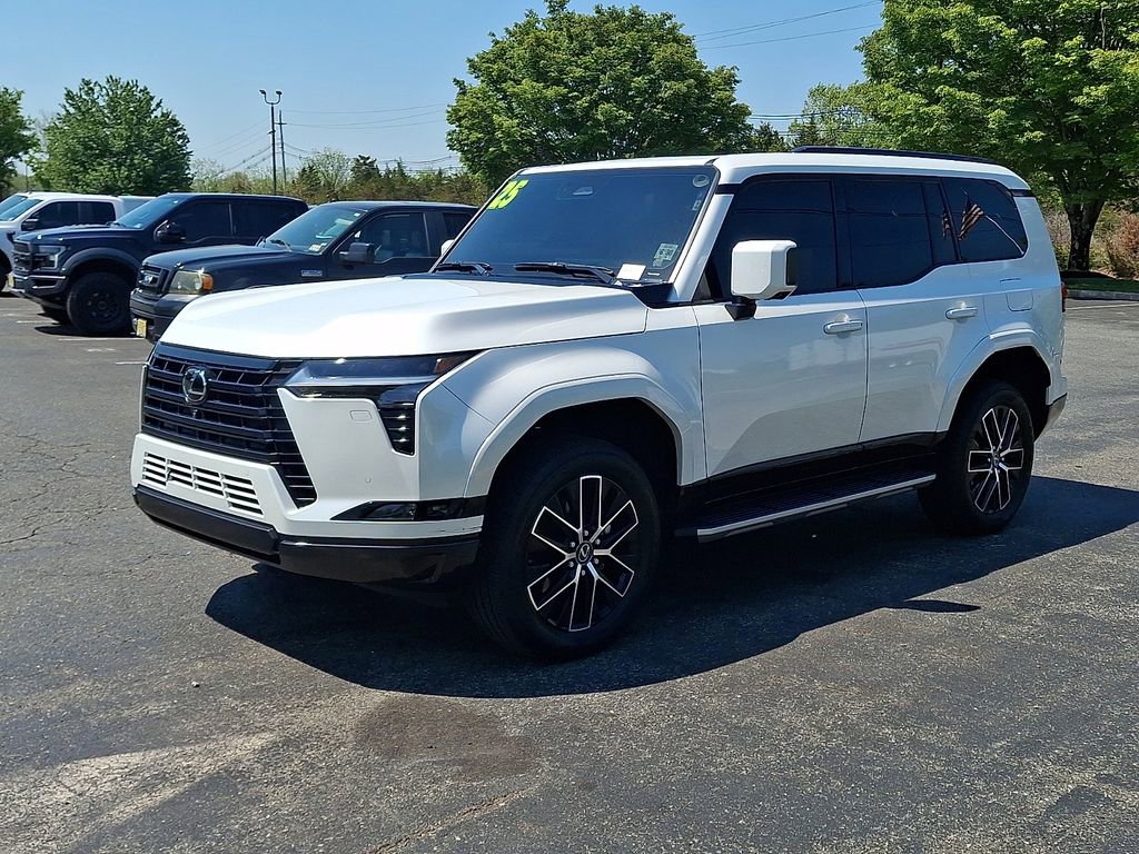 Used 2025 Lexus GX 550 w/ Accessory Package (2T) AWD/4WD image 6