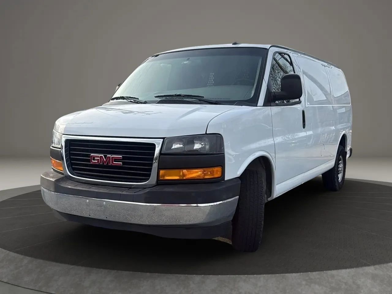 Used 2020 GMC Savana 2500 w/ Driver Convenience Package image 3