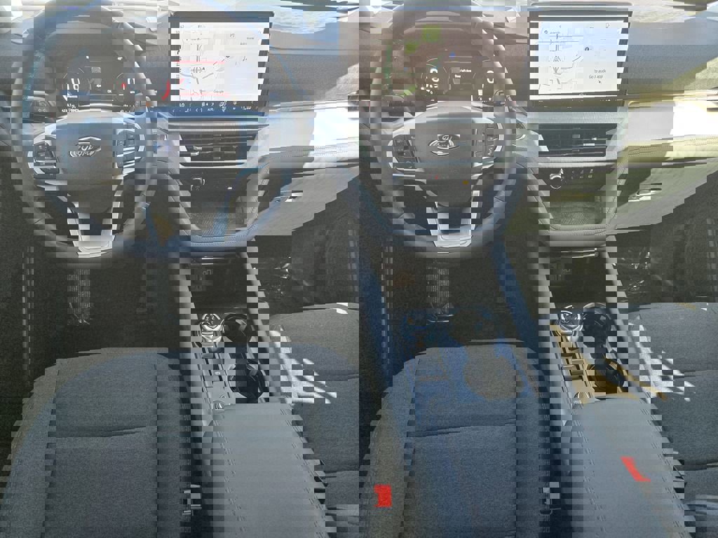 Used 2025 Ford Explorer Active AWD/4WD image 15