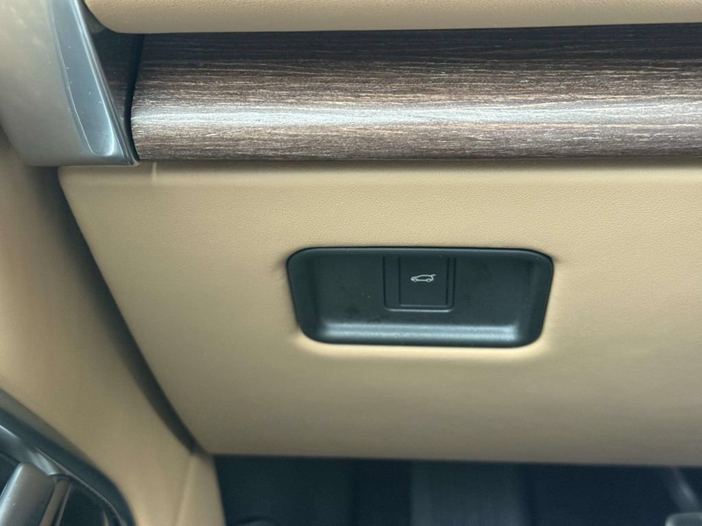 Used 2024 Land Rover Range Rover Autobiography AWD/4WD image 25