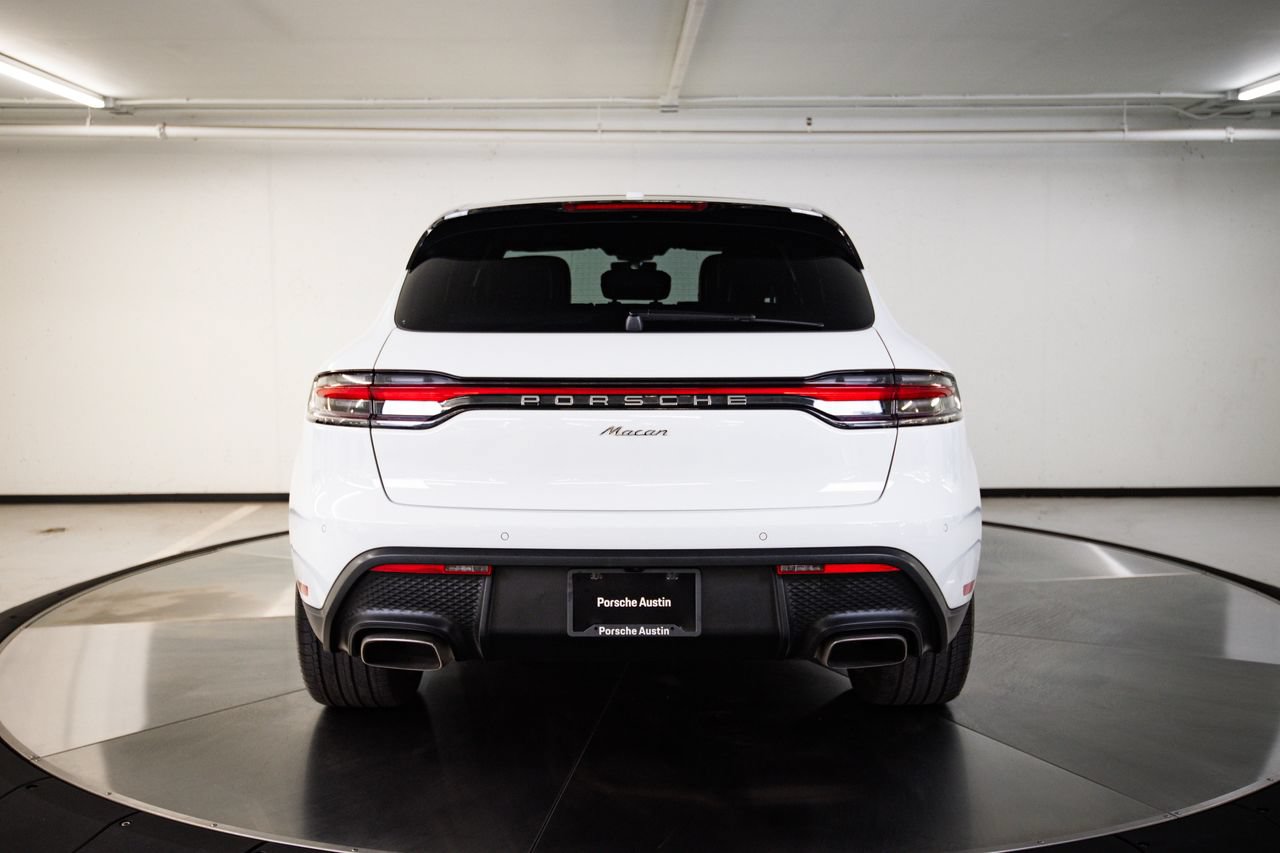 Certified 2023 Porsche Macan AWD/4WD image 6