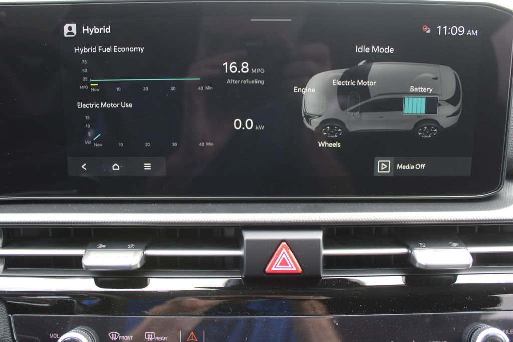 New 2026 Kia Sportage LX FWD image 42