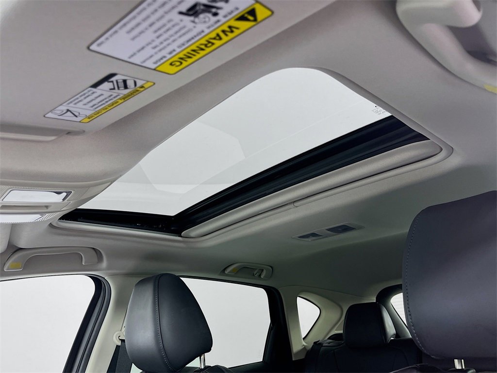 Used 2017 MAZDA CX-5 Touring w/ Preferred Equipment Package image 18