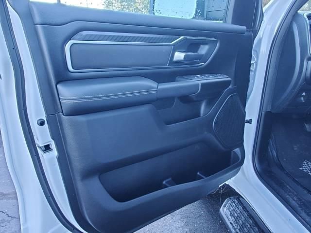 New 2026 RAM 1500 4x4 Crew Cab image 6