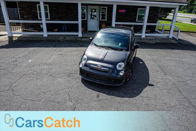 Used 2015 FIAT 500 Abarth w/ Beats Audio Package FWD image 3