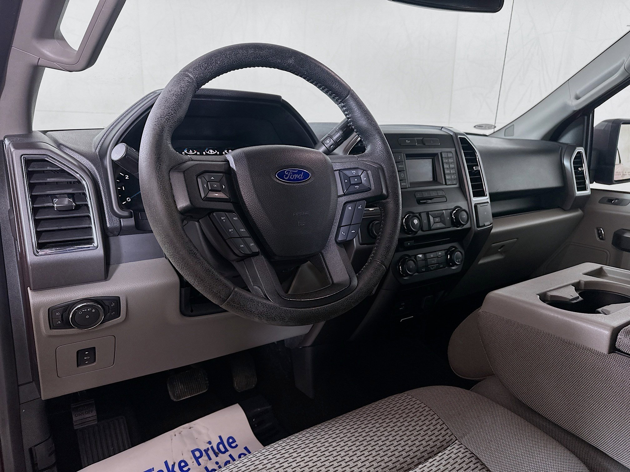 Used 2016 Ford F150 XLT w/ Equipment Group 301A Mid image 9