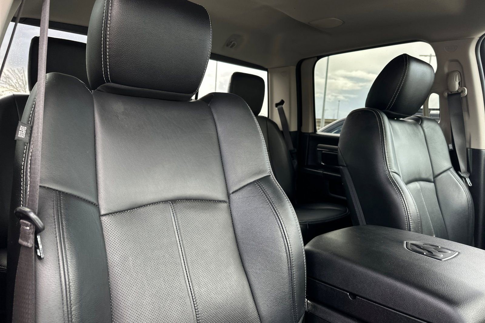 Used 2018 RAM 3500 Laramie w/ Sport Appearance Group image 16