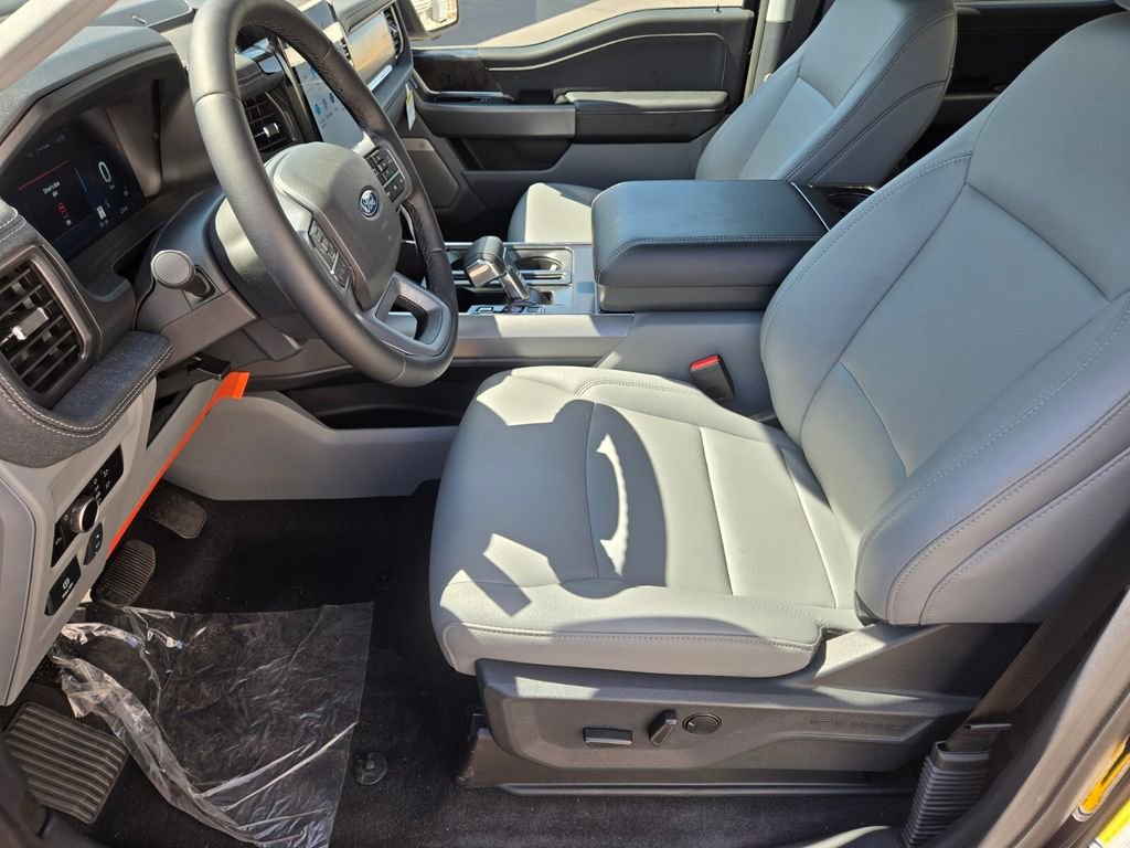 New 2025 Ford F150 Lightning Flash AWD/4WD image 9