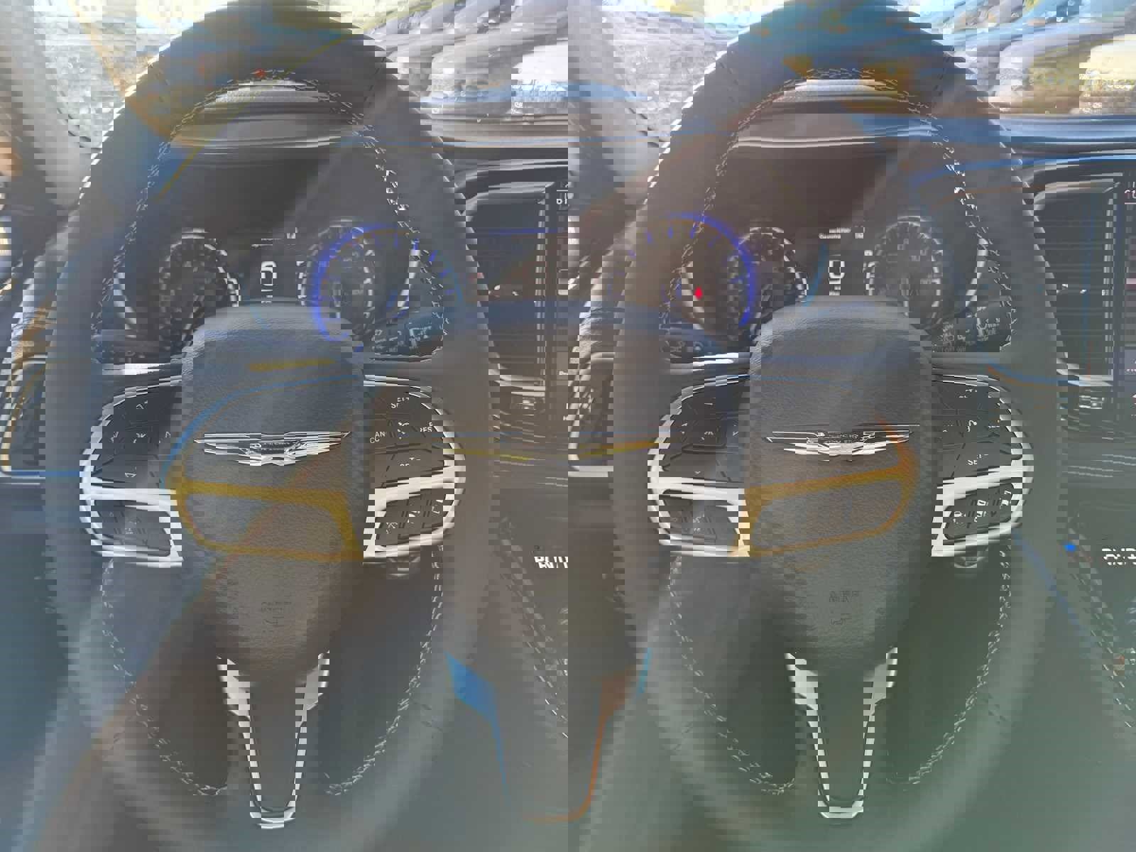 New 2026 Chrysler Pacifica Select image 13