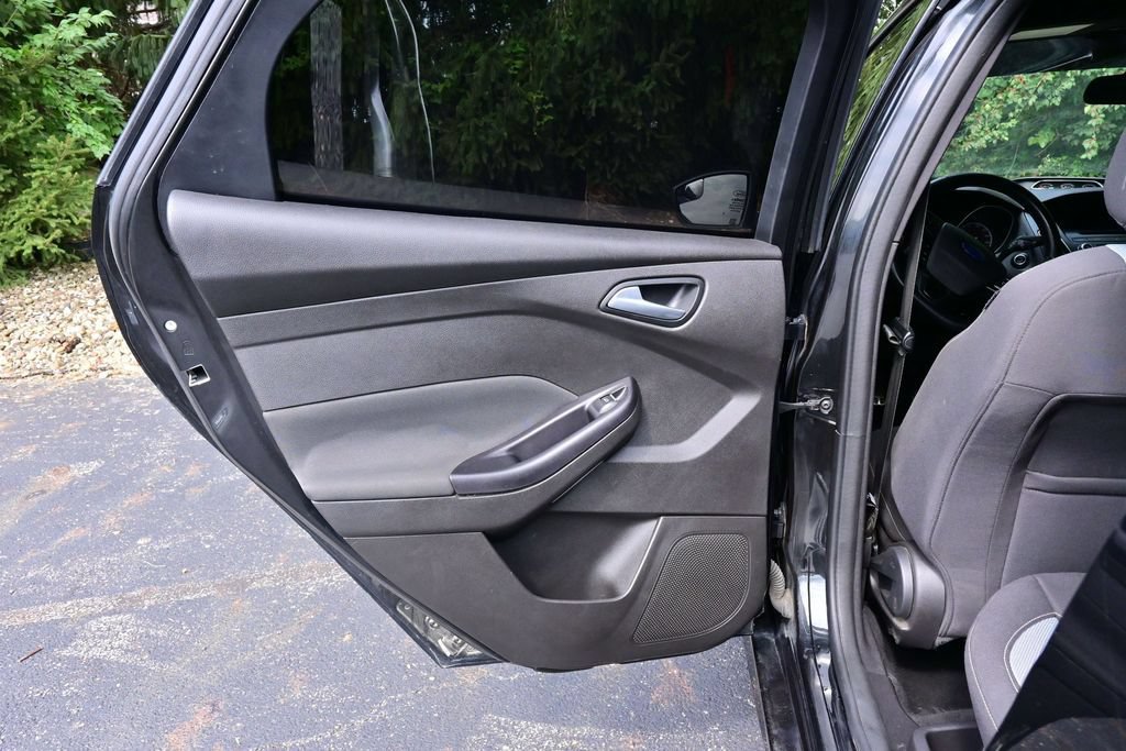 Used 2015 Ford Focus ST FWD image 17