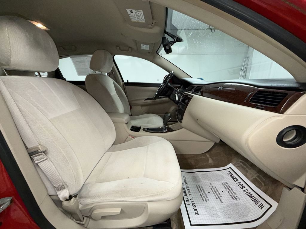 Used 2011 Chevrolet Impala LT image 11
