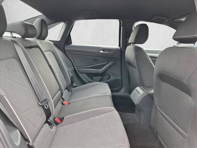 Used 2025 Volkswagen Jetta Sport FWD image 19