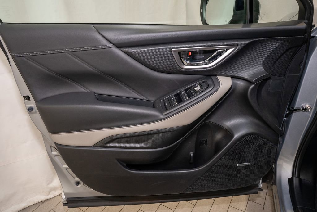 Used 2024 Subaru Forester Limited image 13