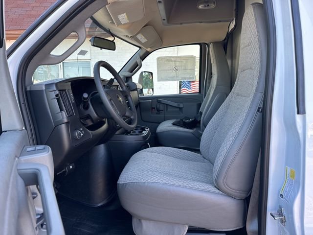 New 2024 Chevrolet Express 3500 Work Van w/ Power Convenience Package image 20