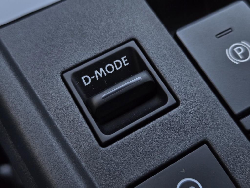New 2026 Nissan Sentra SV w/ Floor Mat Package FWD image 22