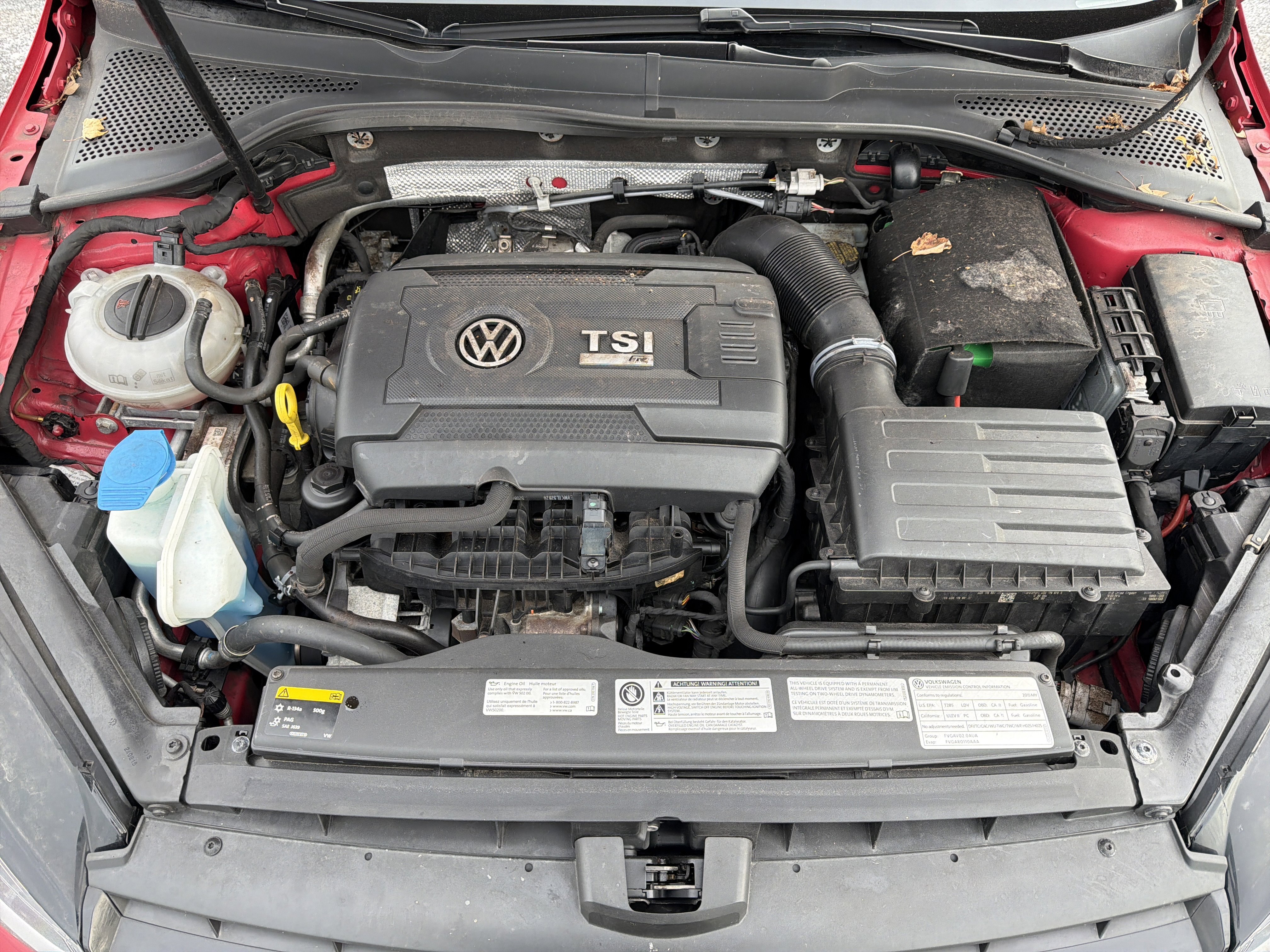 Used 2015 Volkswagen Golf R 4-Door image 10