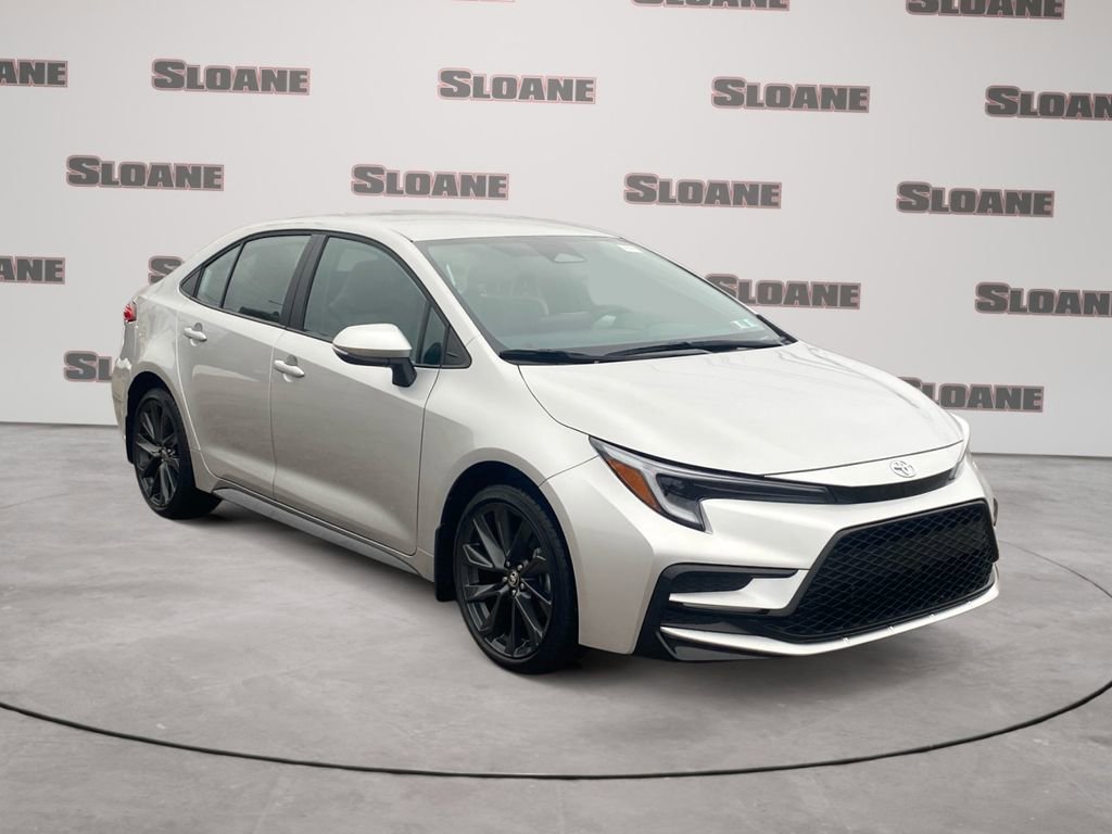 Used 2025 Toyota Corolla SE image 7