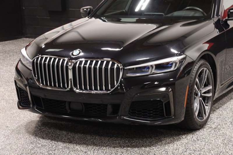 Used 2020 BMW 750i xDrive w/ Executive Package AWD/4WD image 13