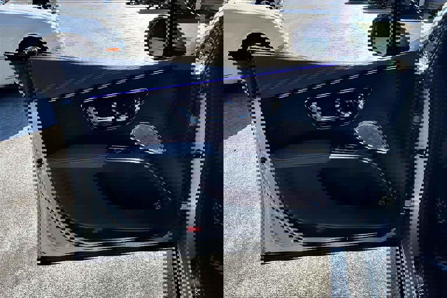 Used 2023 Mercedes-Benz EQS 580 4MATIC Sedan image 21