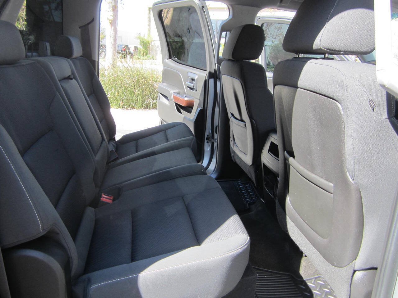 Used 2015 GMC Sierra 1500 SLE w/ SLE Value Package AWD/4WD image 16