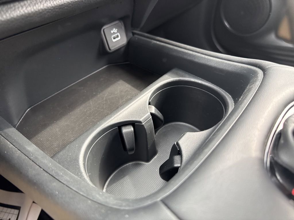 Used 2025 Honda HR-V LX image 32