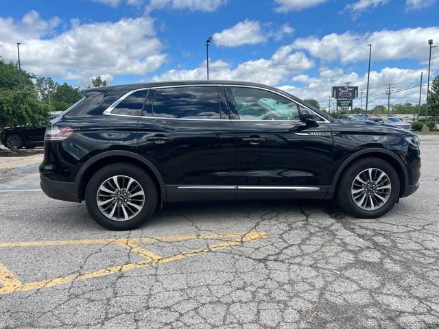 Used 2023 Lincoln Nautilus AWD image 6