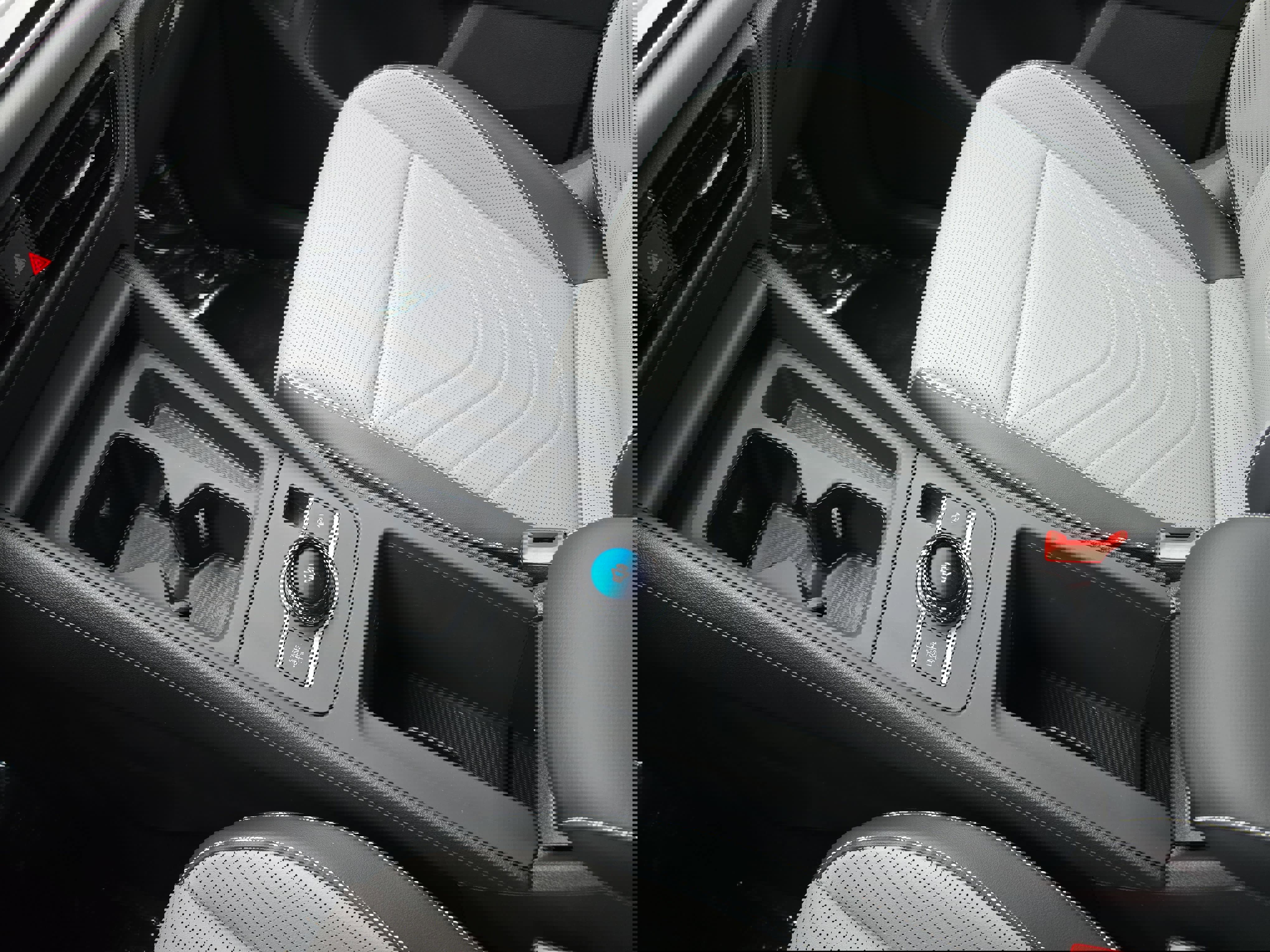 New 2026 Volkswagen Tiguan SE R-Line image 25