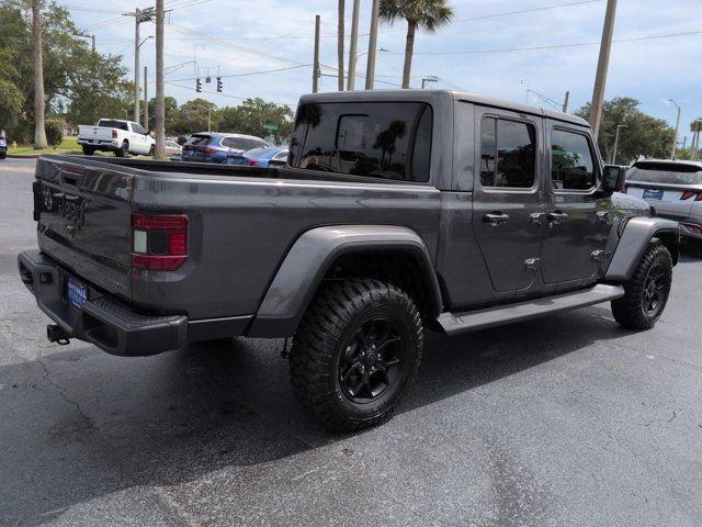 Used 2025 Jeep Gladiator Sport AWD/4WD image 4