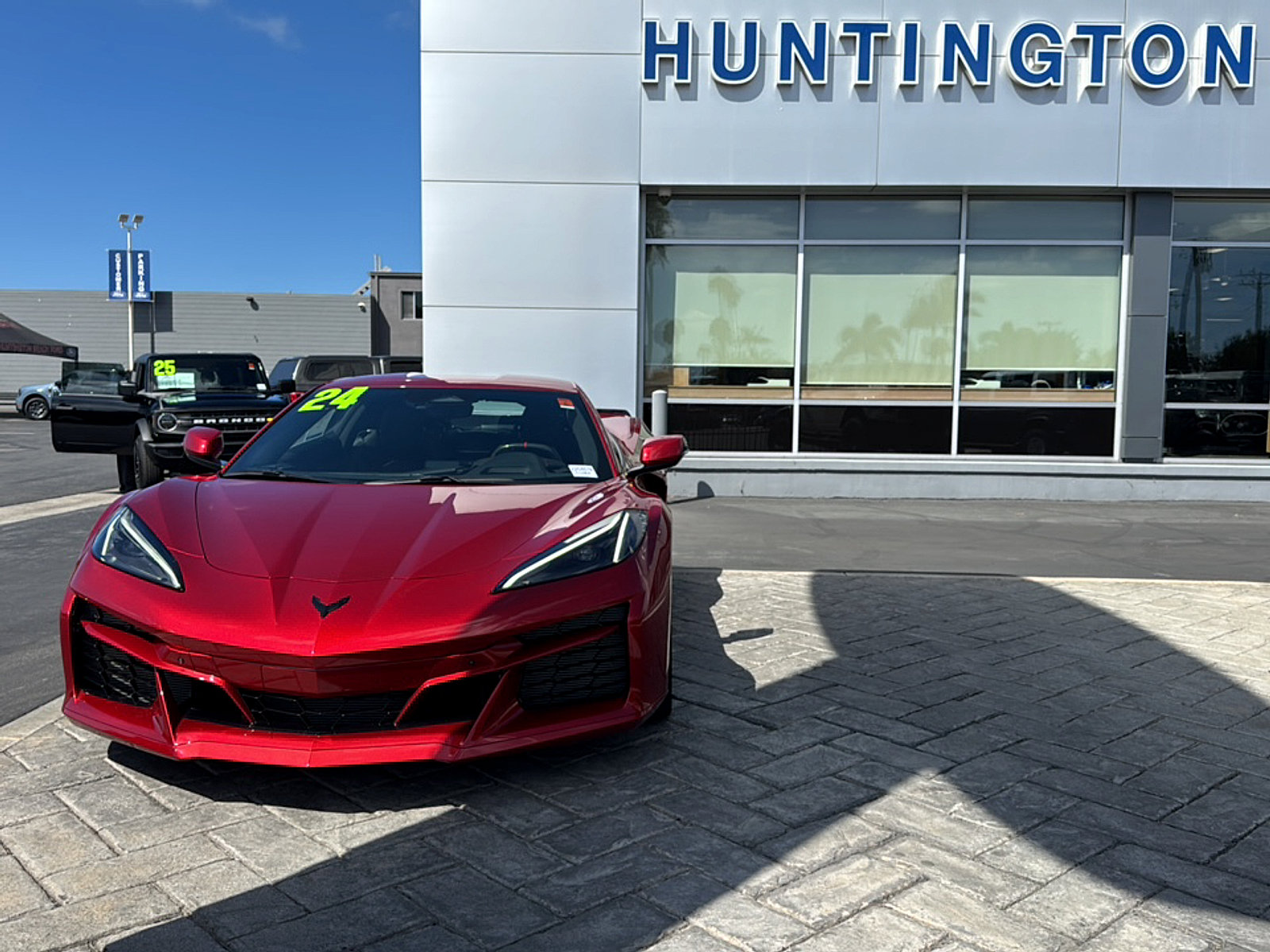 Used 2024 Chevrolet Corvette Z06 RWD image 23