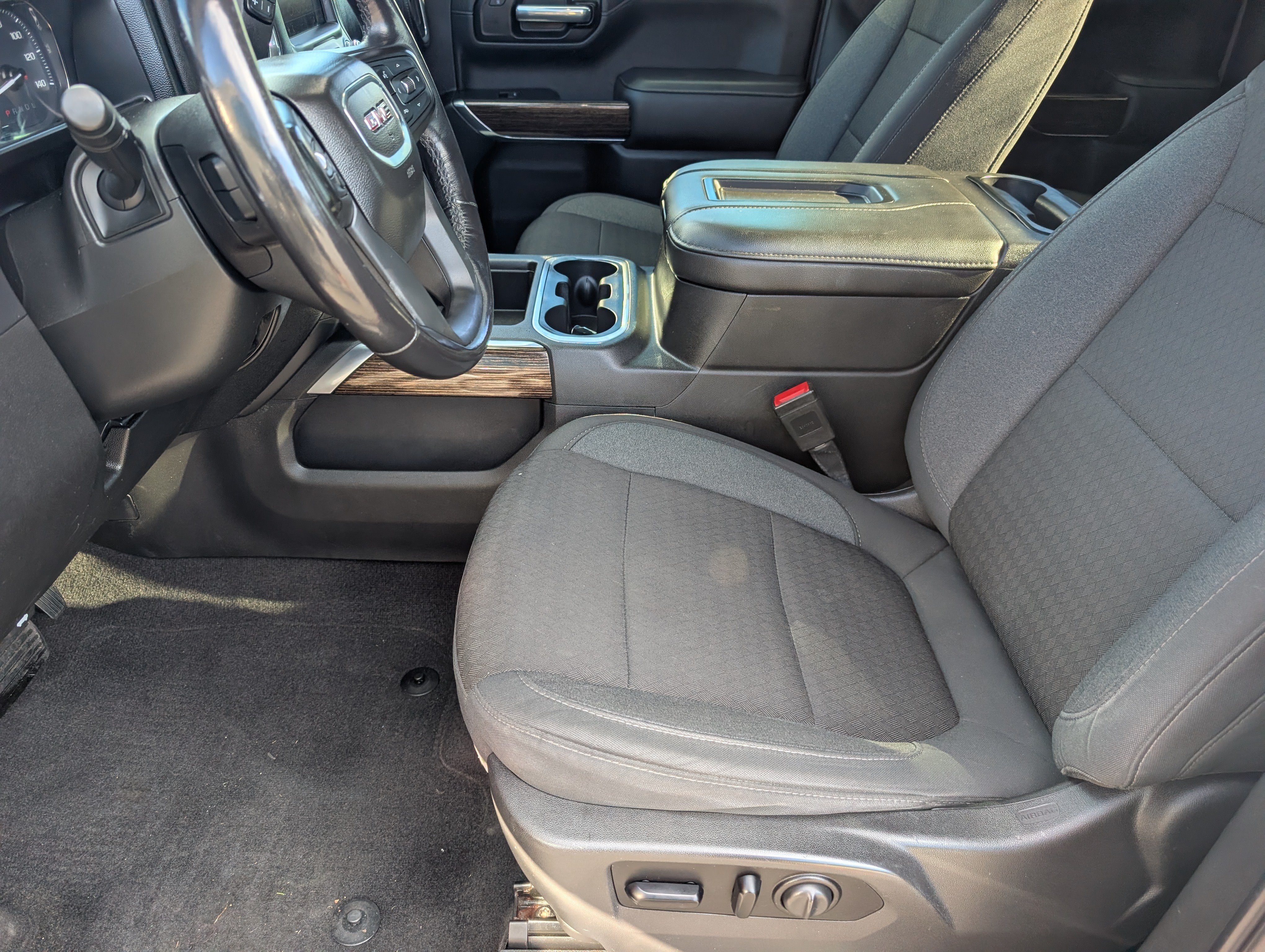 Used 2020 GMC Sierra 1500 Elevation w/ Elevation Value Package AWD/4WD image 6