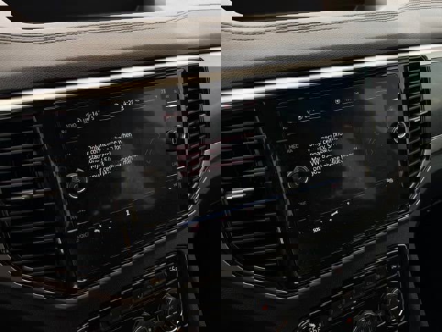 Used 2021 Volkswagen Atlas SEL R-Line image 19