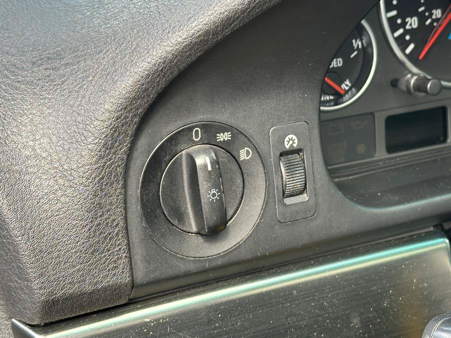 Used 2000 BMW M5 RWD image 24