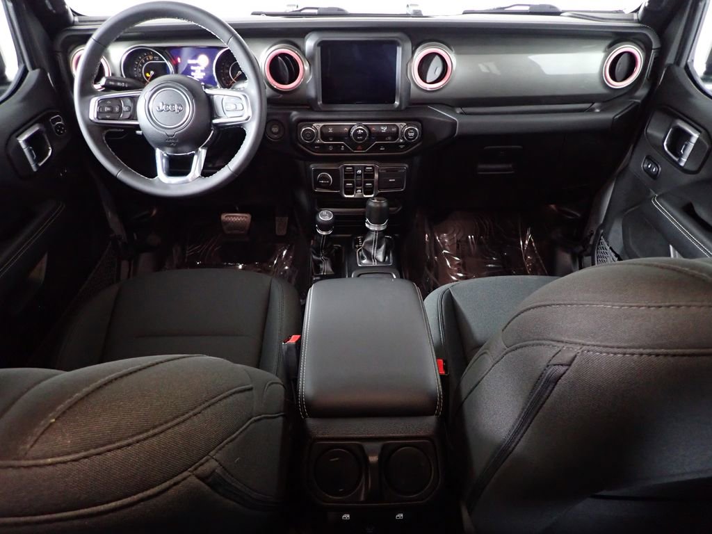 Used 2023 Jeep Gladiator Overland image 39