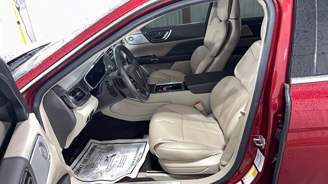 Used 2019 Lincoln Continental Reserve image 18