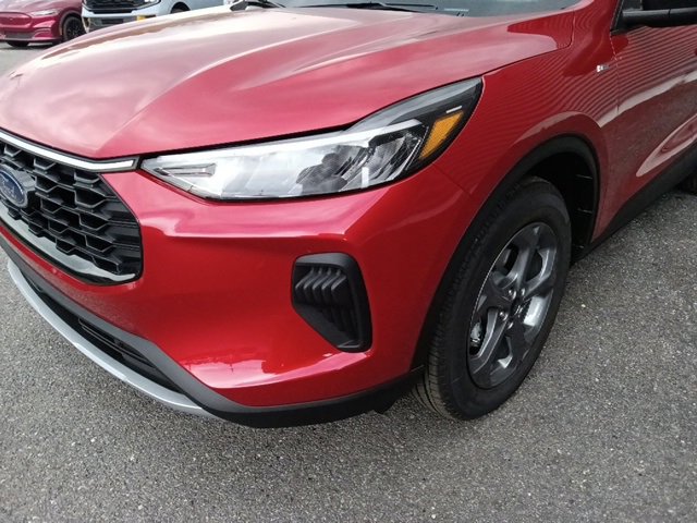New 2026 Ford Escape ST-Line w/ Tech Pack #1 image 9