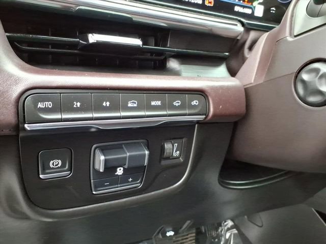 Used 2024 Cadillac Escalade Sport Platinum w/ LPO, ONYX Package image 30