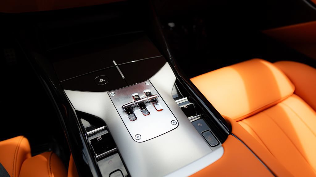 Used 2026 Ferrari Purosangue AWD/4WD image 50