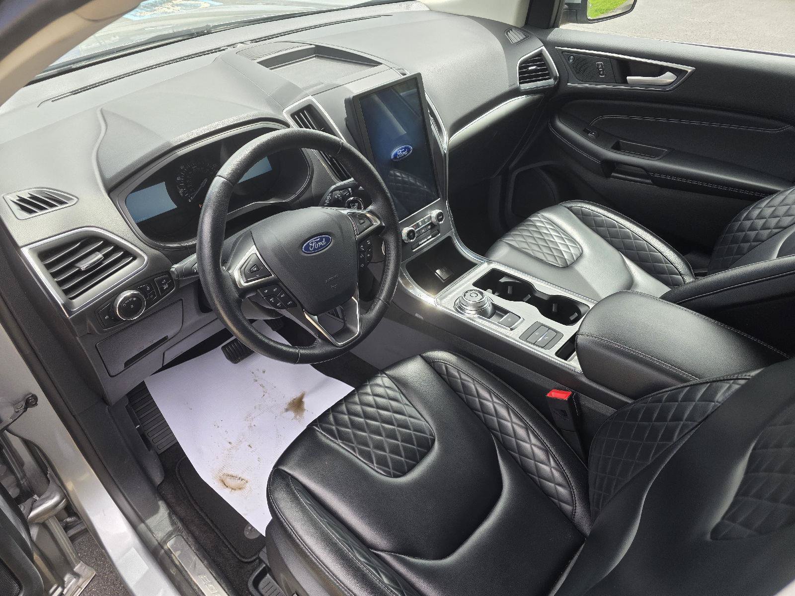 Used 2024 Ford Edge Titanium AWD/4WD image 11