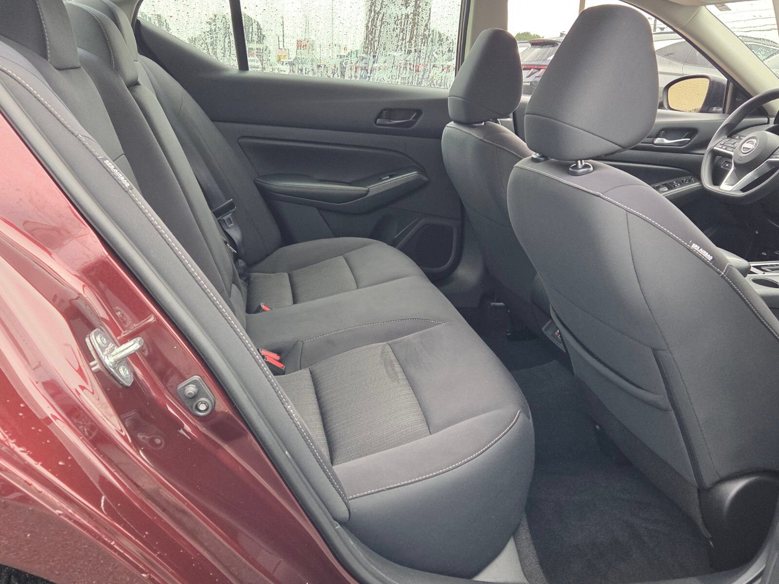 Used 2025 Nissan Altima 2.5 SV FWD image 15